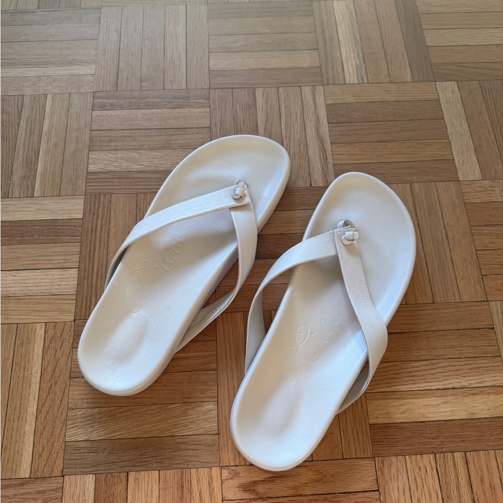 J.Crew leather Flip-Flops